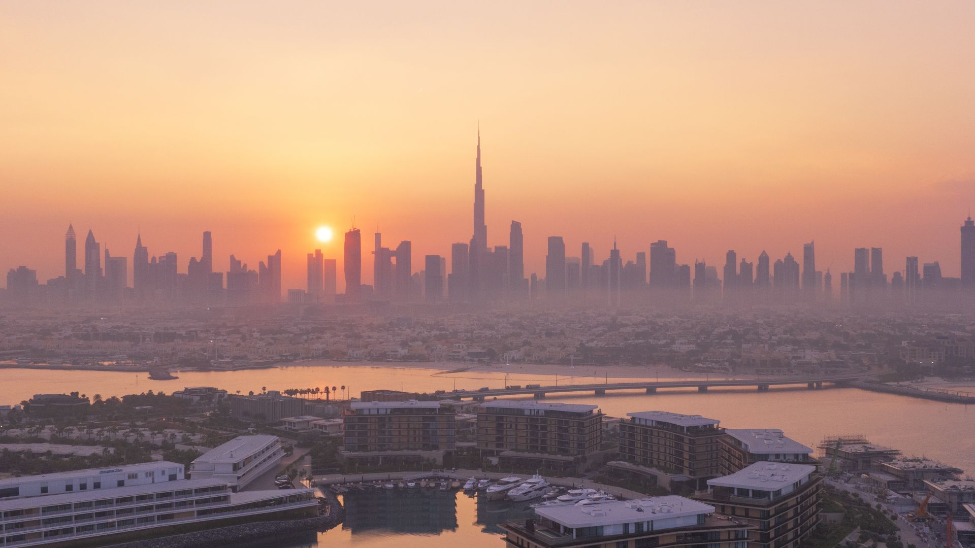 How UAEs Economy Affects Dubais Property Market
